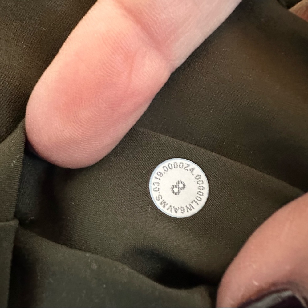 Lululemon ON THE FLY Crop Pants Woven W6AVMS - Picture 4 of 4
